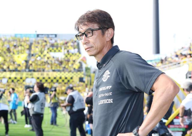 开云入口-柏太阳神官宣主帅卸任 挖三镇主帅欲踢进攻足球