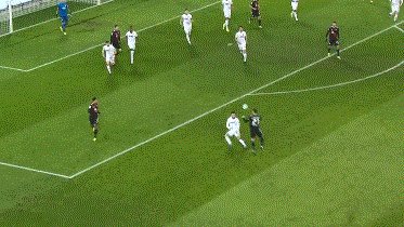 开云app官网-【德甲】莱万点射+中柱 奥格斯堡点球中柱 拜仁客胜